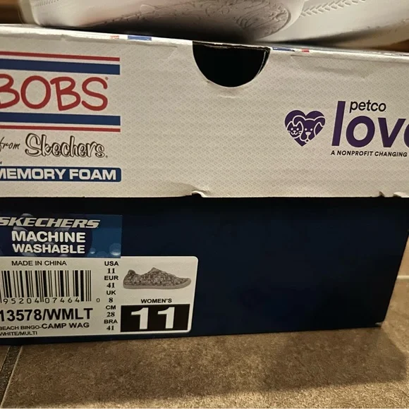 BOBS from Skechers Sneakers - dog print !! - Picture 8 of 8